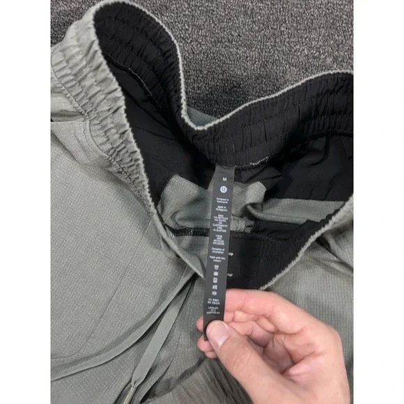 Lululemon ABC Jogger Pants Men's Medium Green Gym Train Running Workout - Picture 4 of 8